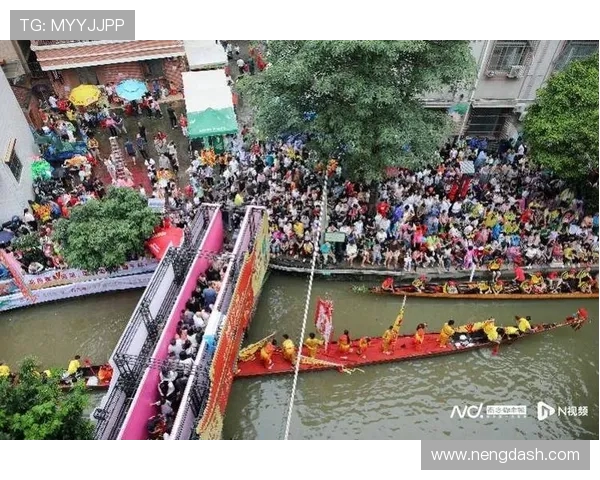 板蓝根助力龙舟赛！2025 叠滘龙船漂移燃爆全网(2)